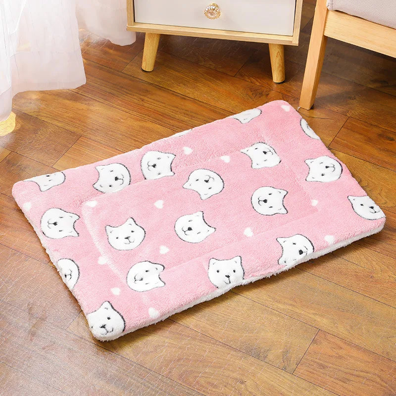 Double-Sided Plush Pet Mat – Warm & Skin-Friendly Cushion for Dogs & Cats